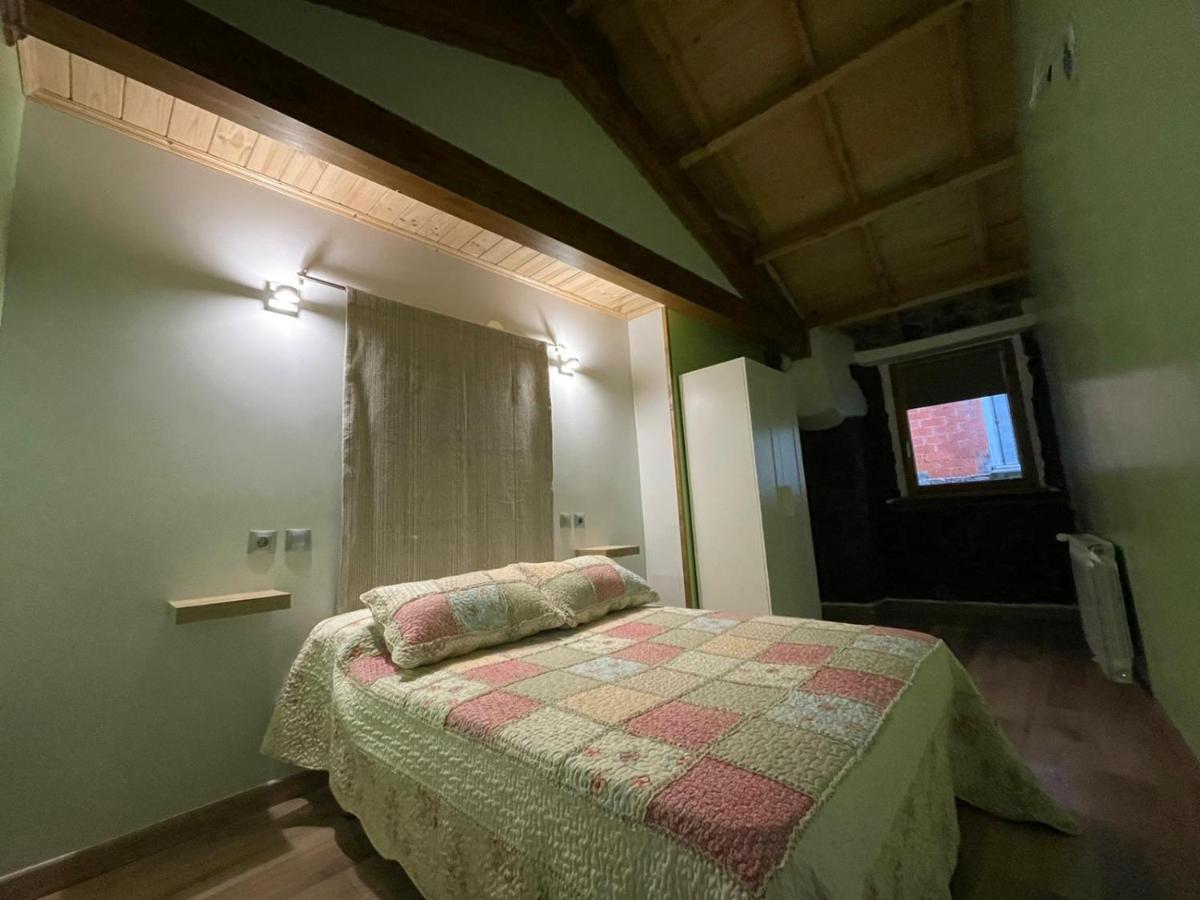 Casa Osu Pardo Vut Villa Caboalles de Abajo Eksteriør bilde